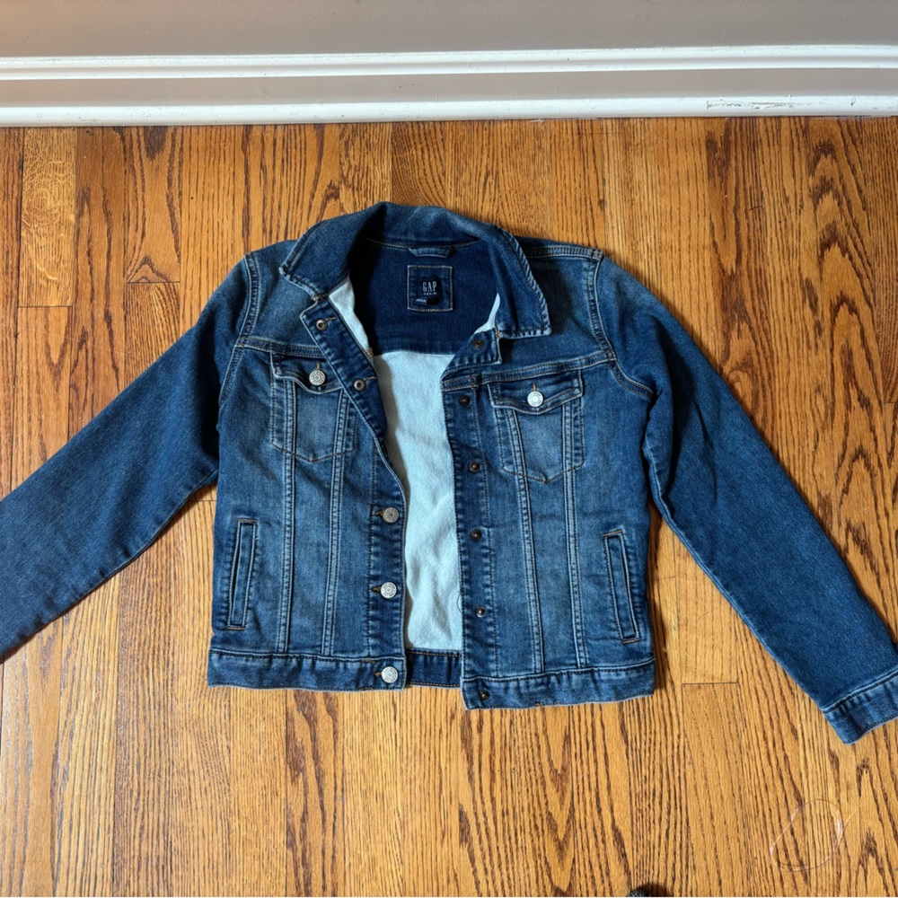 GAP kids Blue Jean Jacket Classic Denim Style